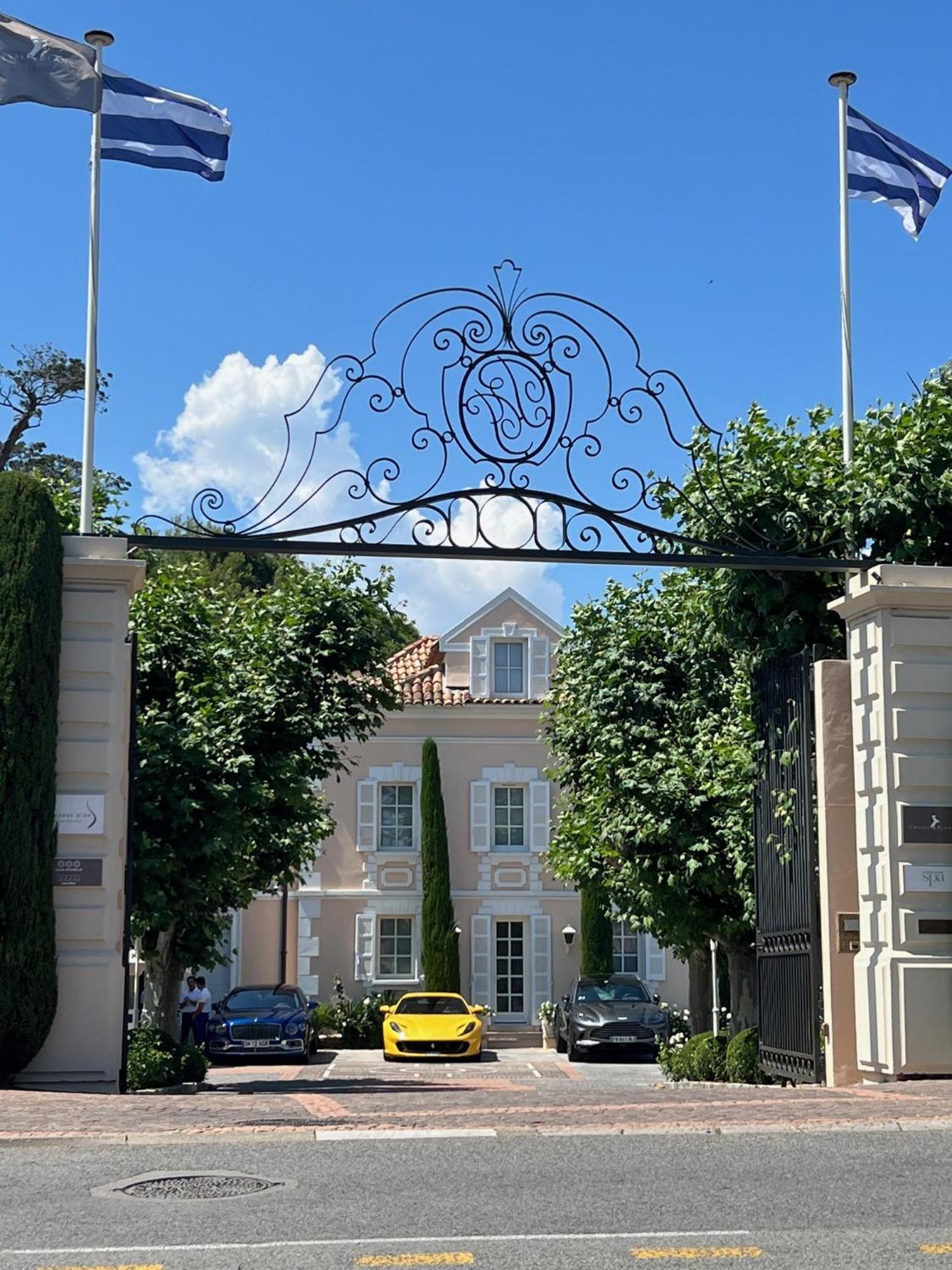Superbe Appartement Avec Terrasse Jardin Et Parking Prive Saint-Tropez Zewnętrze zdjęcie