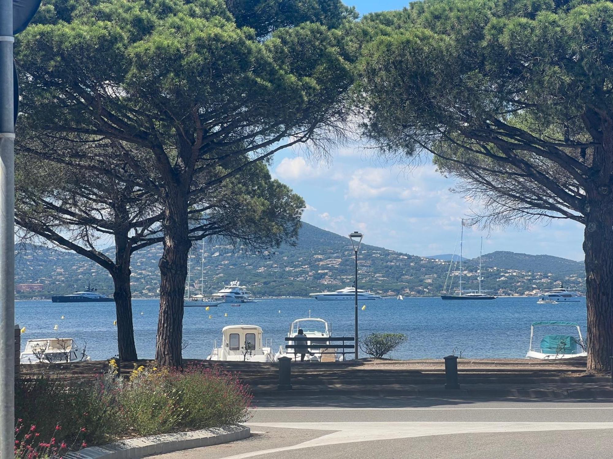 Superbe Appartement Avec Terrasse Jardin Et Parking Prive Saint-Tropez Zewnętrze zdjęcie