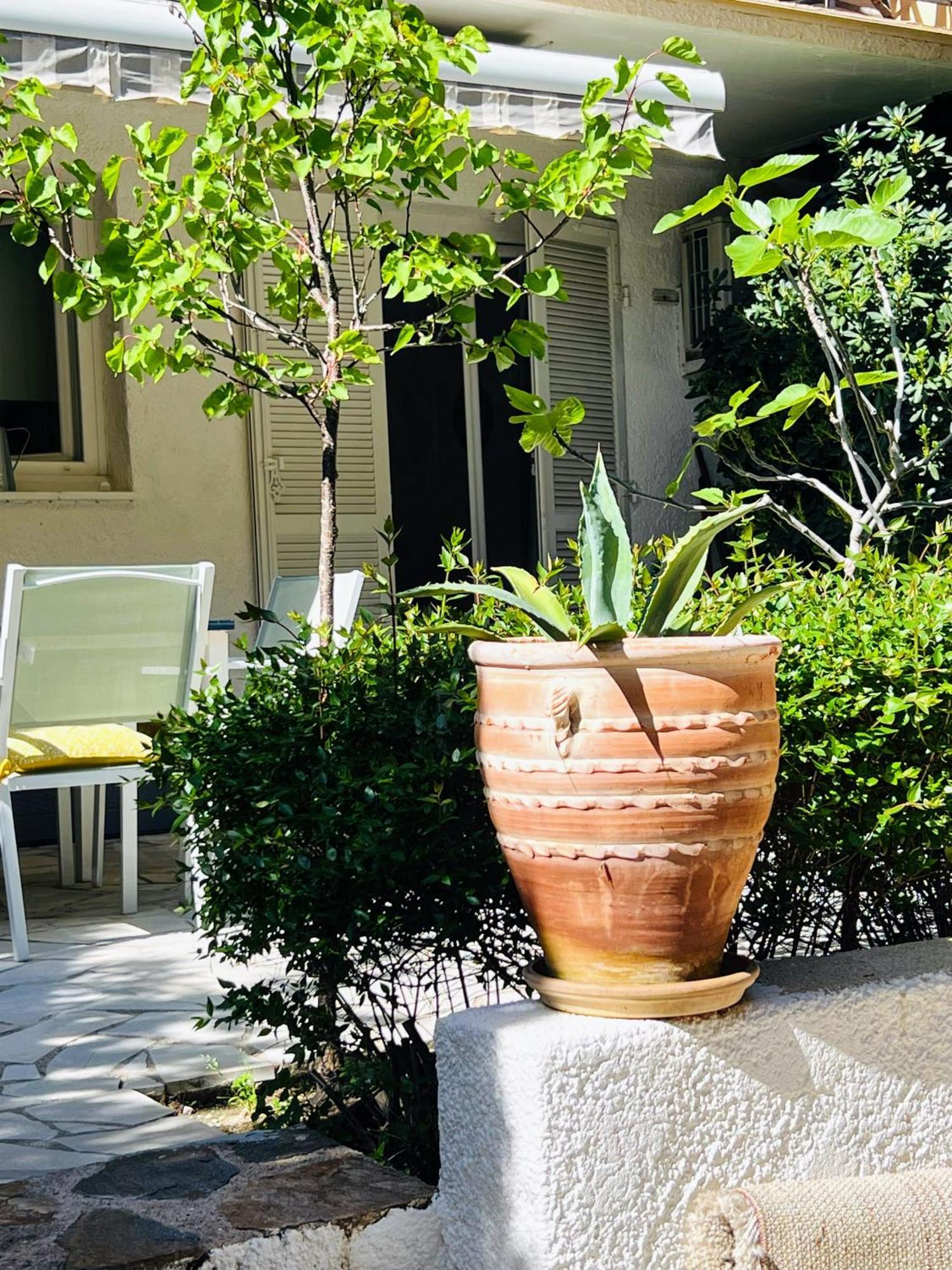 Superbe Appartement Avec Terrasse Jardin Et Parking Prive Saint-Tropez Zewnętrze zdjęcie