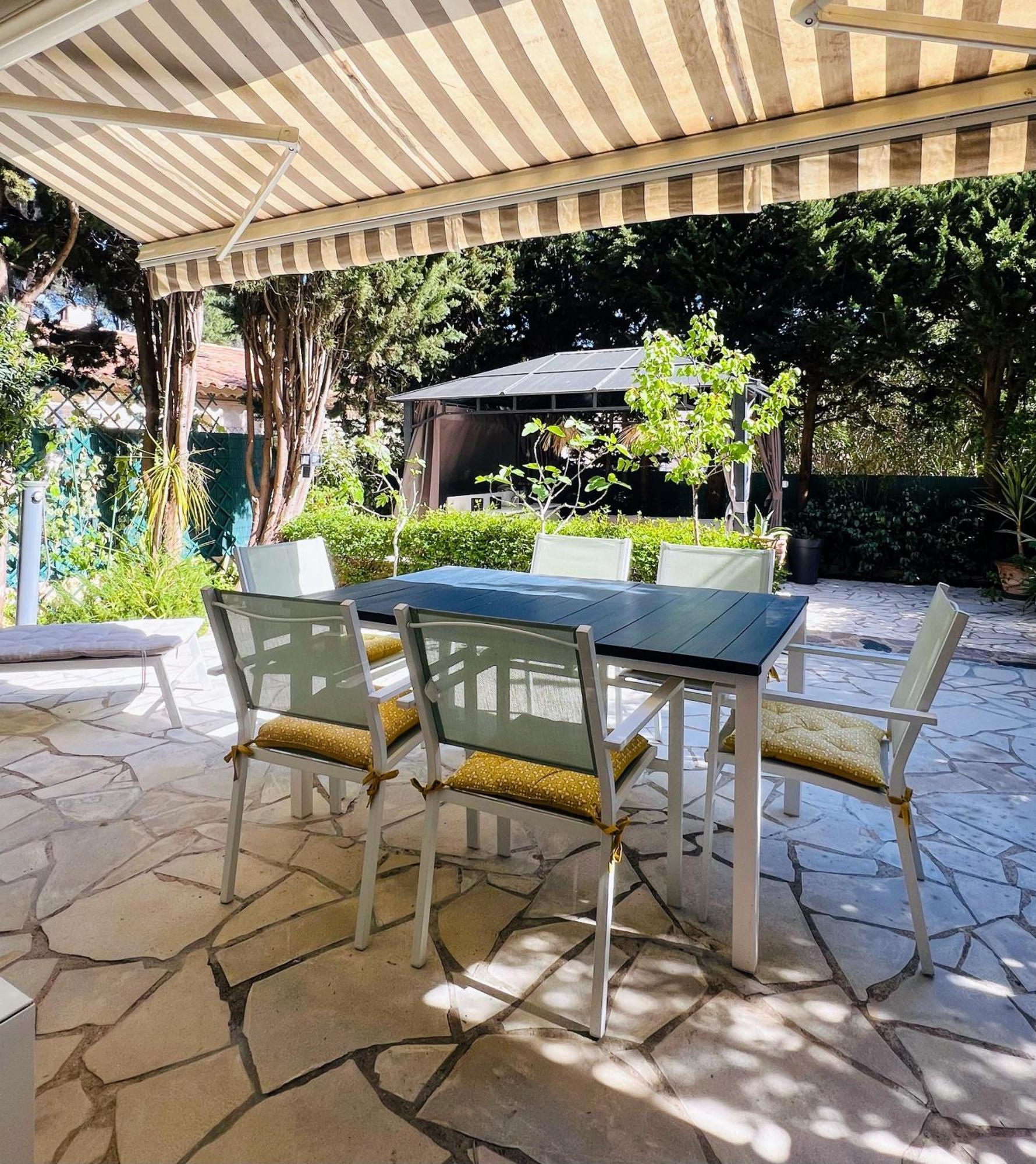 Superbe Appartement Avec Terrasse Jardin Et Parking Prive Saint-Tropez Zewnętrze zdjęcie