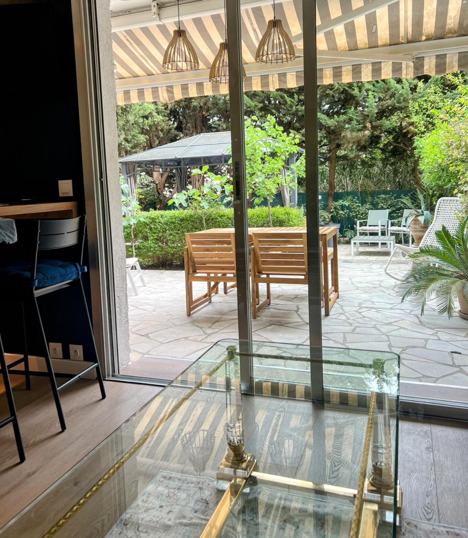 Superbe Appartement Avec Terrasse Jardin Et Parking Prive Saint-Tropez Zewnętrze zdjęcie