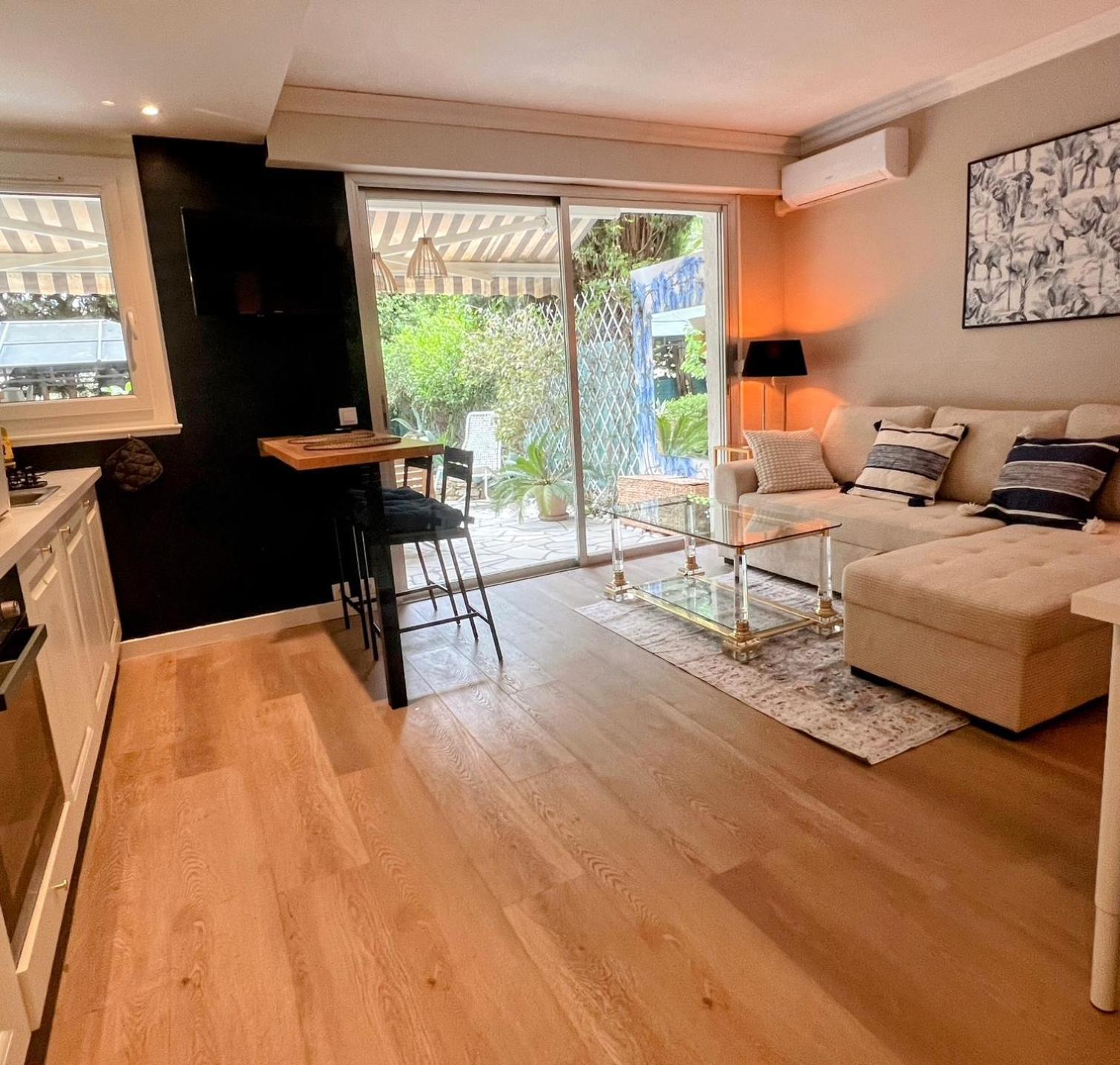 Superbe Appartement Avec Terrasse Jardin Et Parking Prive Saint-Tropez Zewnętrze zdjęcie